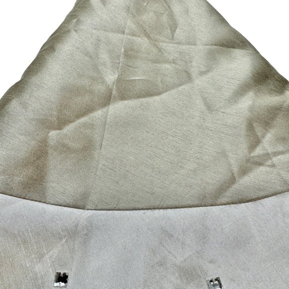 Rodeo Home Christmas Tree Skirt 56in Round Silver White Faux Gems Bling Accents - Picture 9 of 10